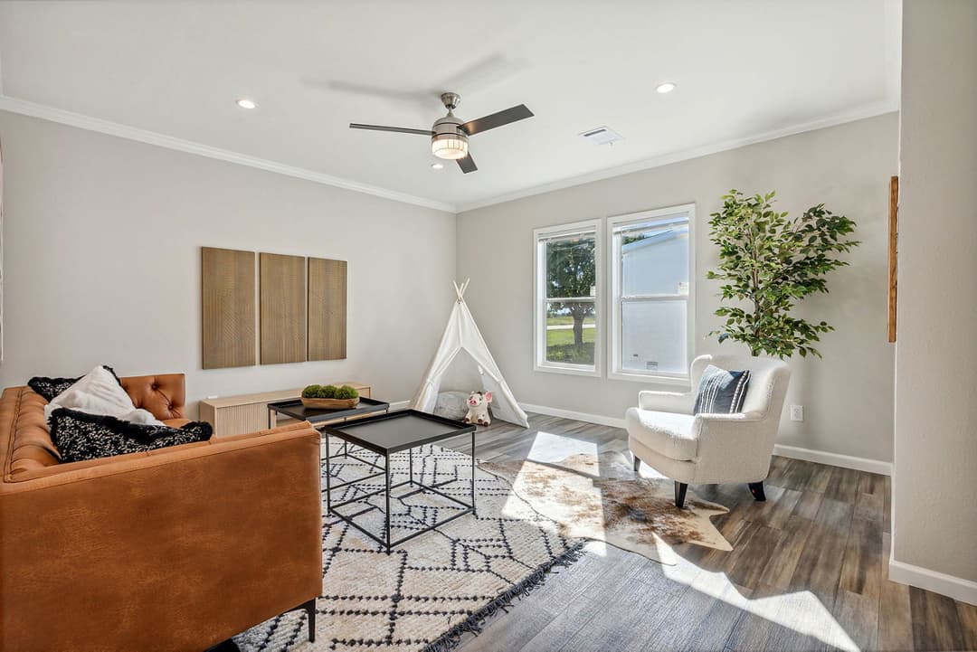 Innovation 3268h interior home features