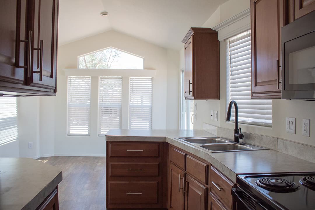 Sedona sn11351h kitchen and interior home features