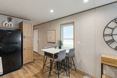 Vertex community interior home features