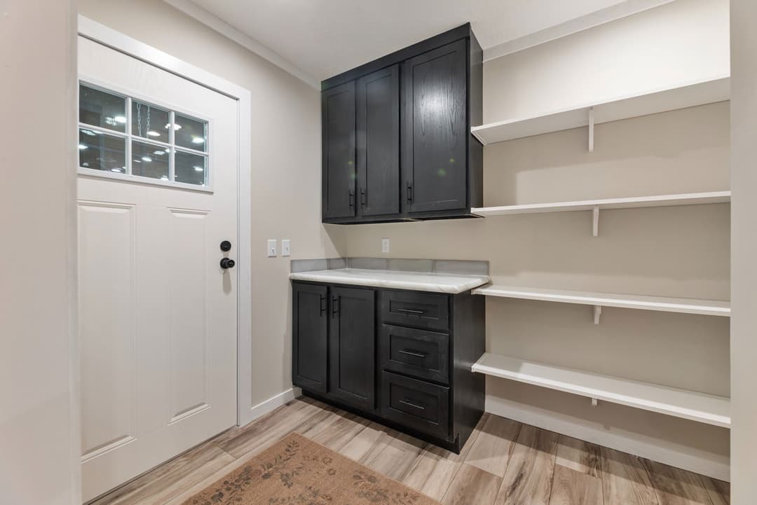 Atmos 28603n interior home features