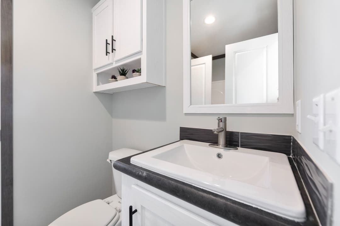 Pioneer 16763k bathroom home features