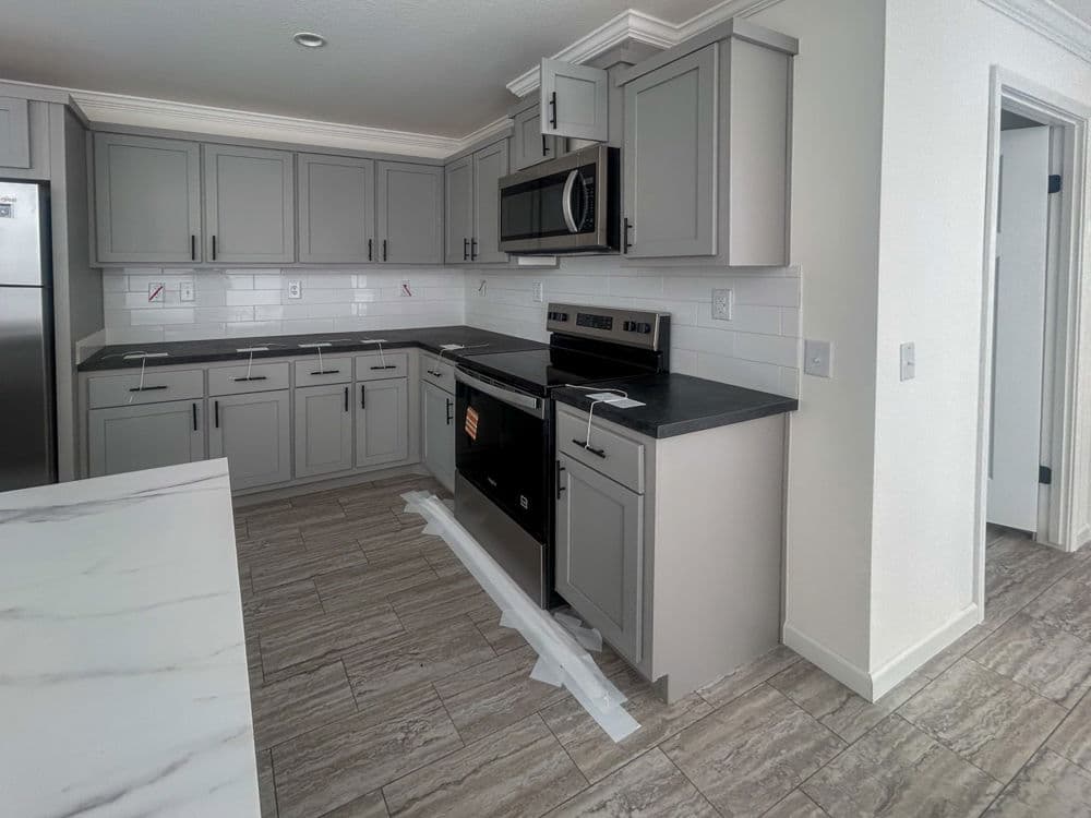 Mccordsville kitchen home features