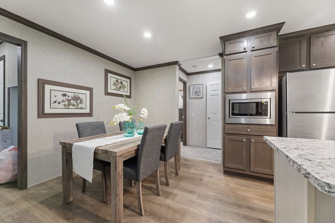 Fulton 24028 interior home features