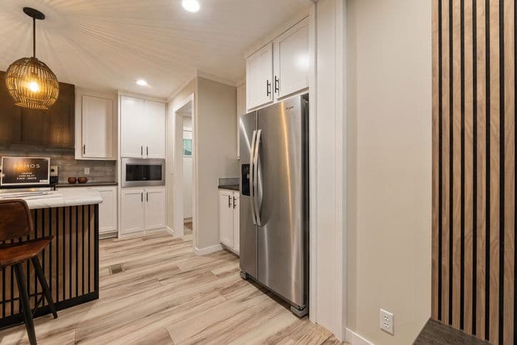 Atmos 28603n exterior home features