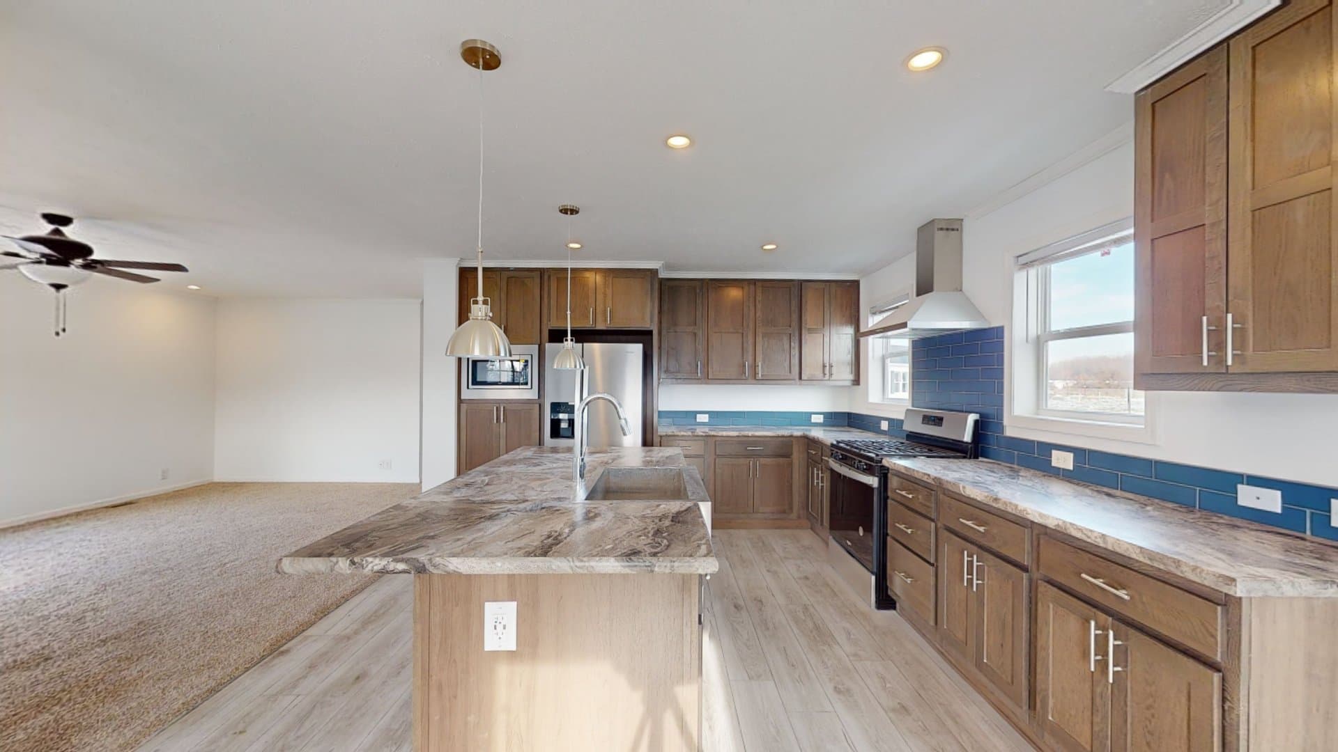 N610 kitchen home features