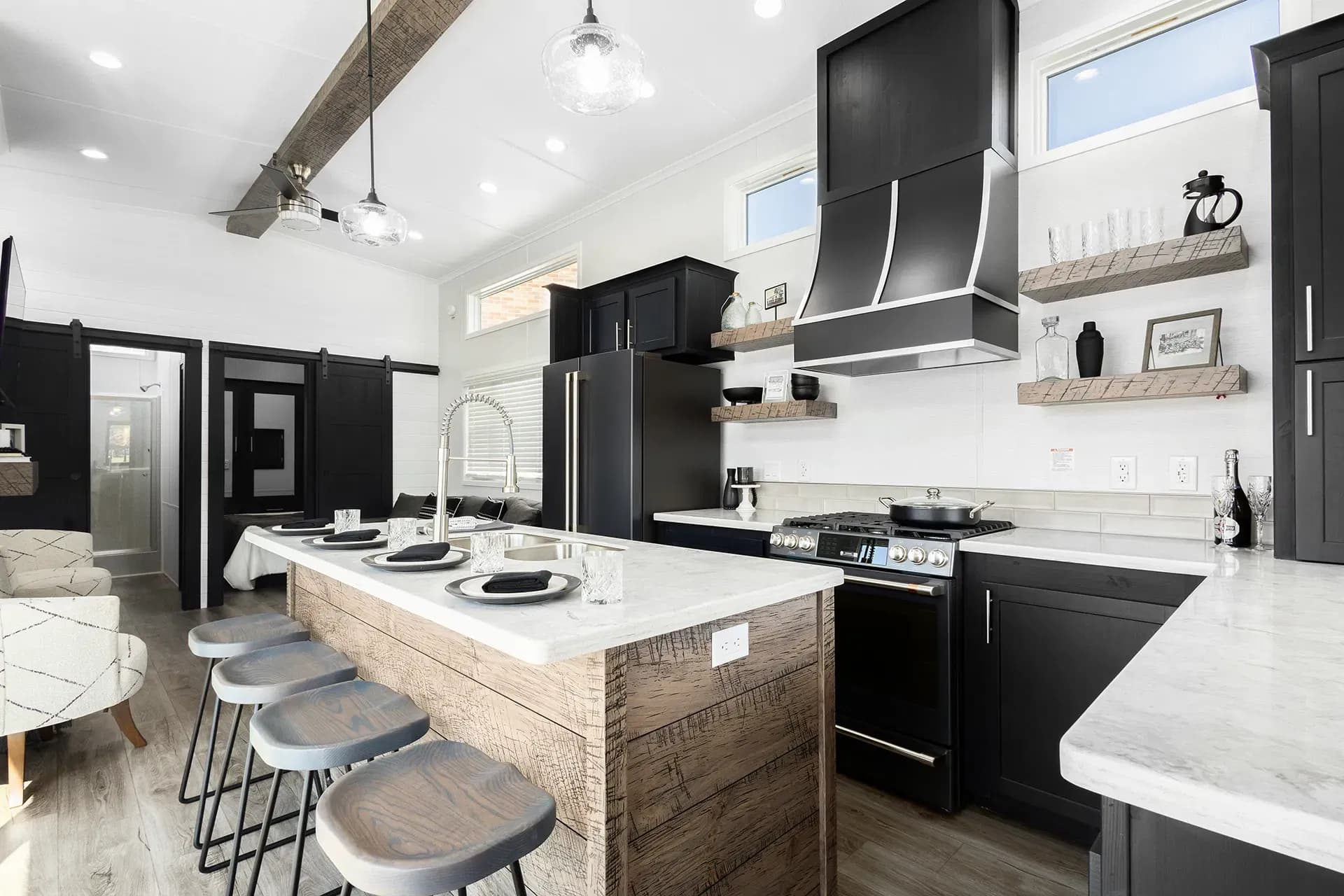 Island 6430p kitchen home features