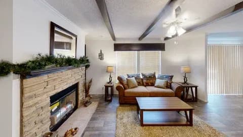 Buckhannon | 0603cbk hero and interior home features