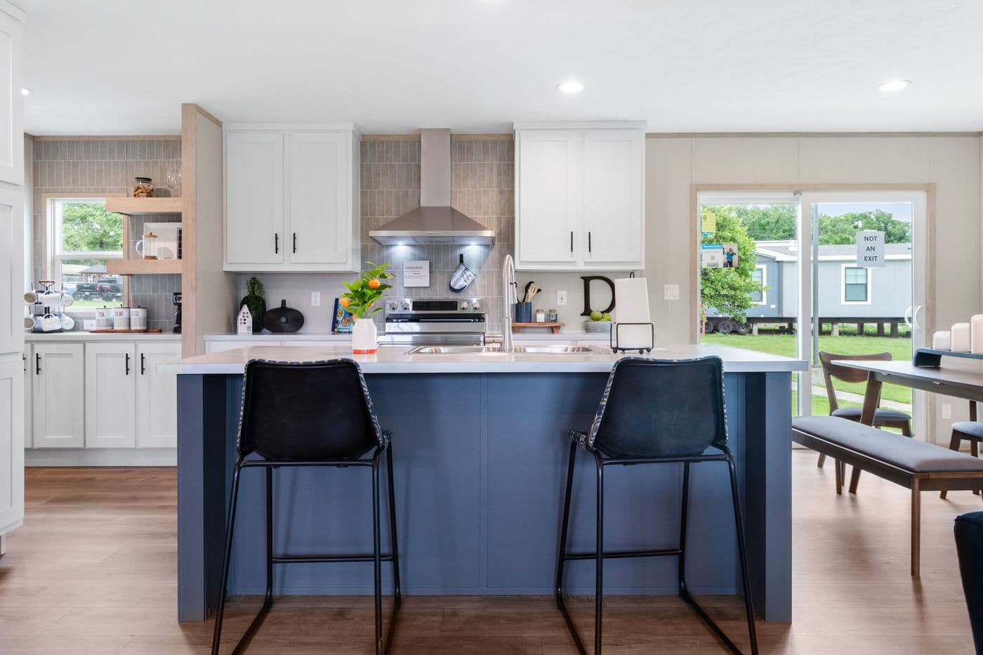 Fiji kitchen home features