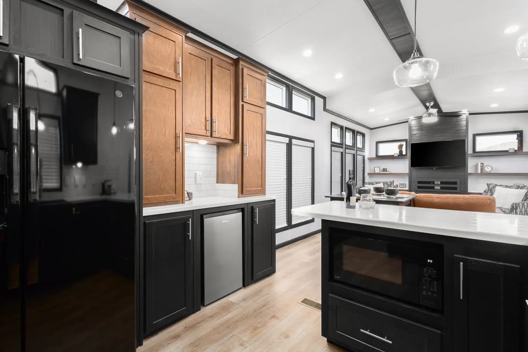 Canadian eldorado 9019 kitchen home features
