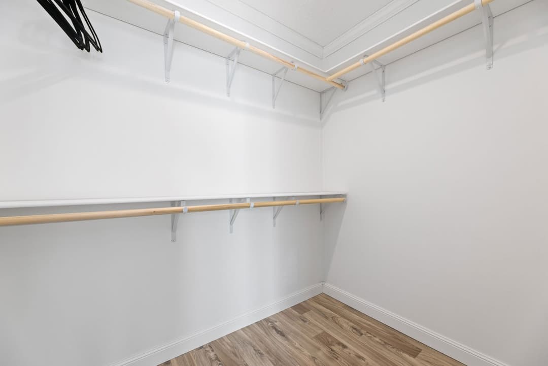 The sugar run duplex interior home features