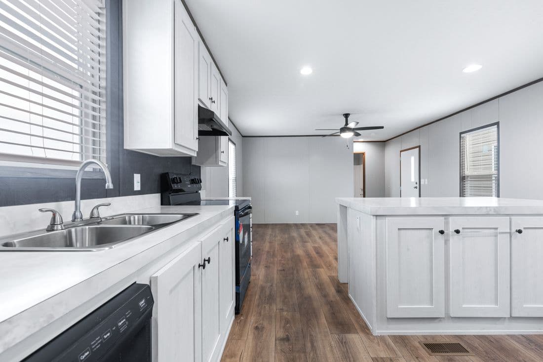 Homestead 16602a kitchen home features