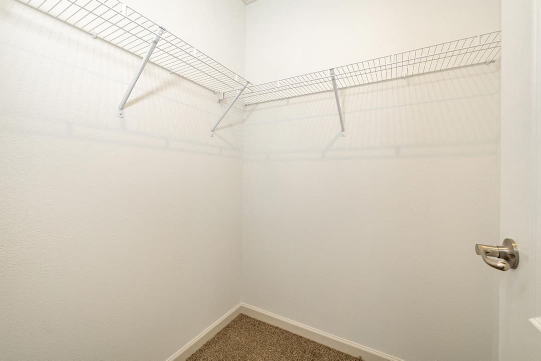 Silver springs 5360 interior home features