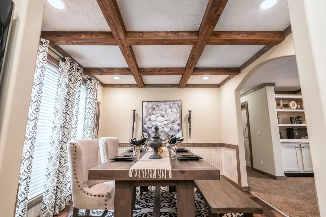 Kb-3242 interior home features