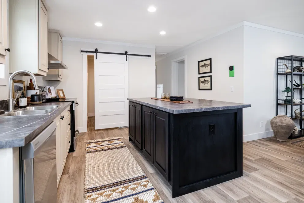 Shout kitchen home features