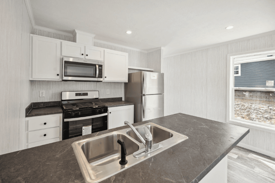 Hemisphere 6805 kitchen home features