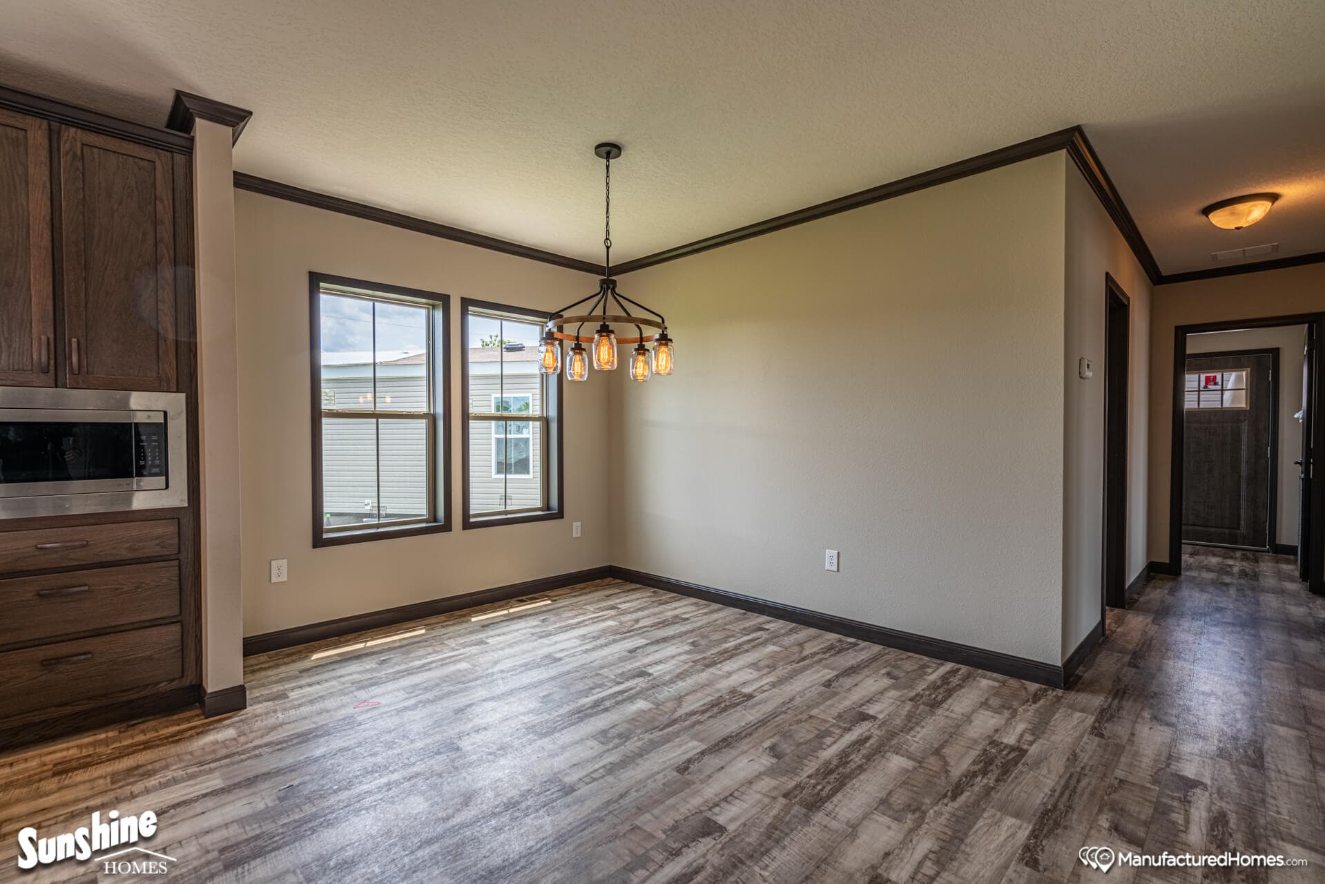 Pri3270-2050 interior home features