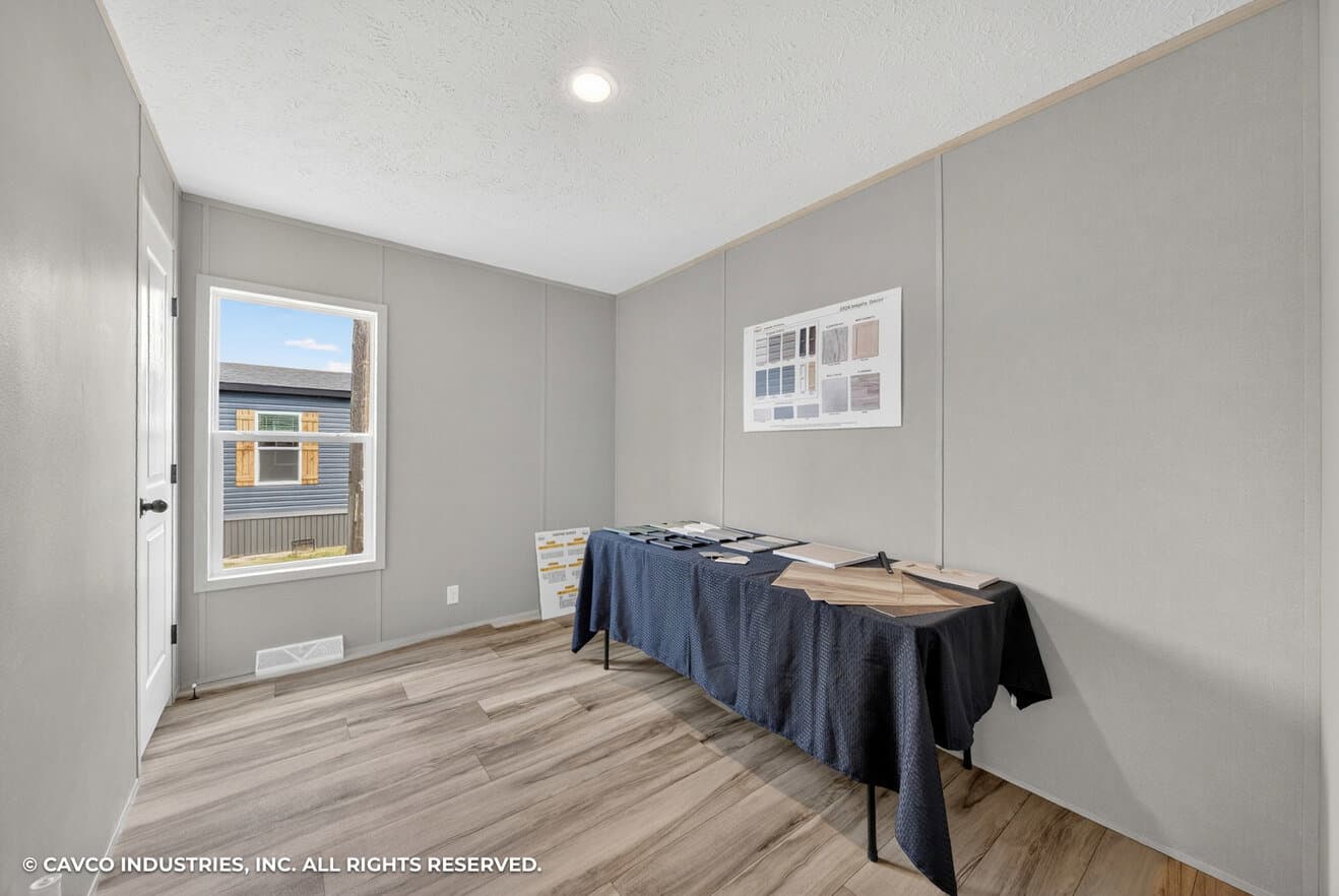 Exclamation 16763i interior home features