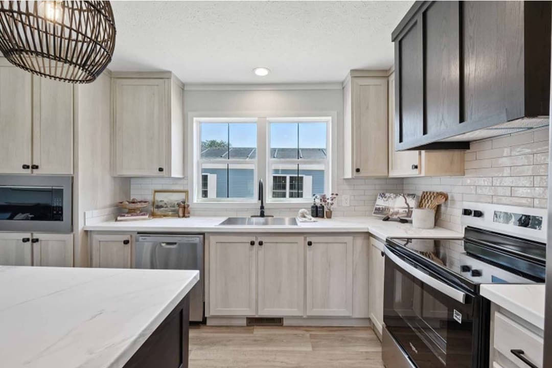 Axis 32563n kitchen home features