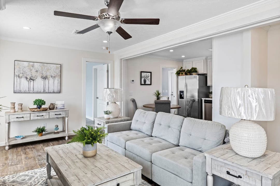 Sanibel interior home features