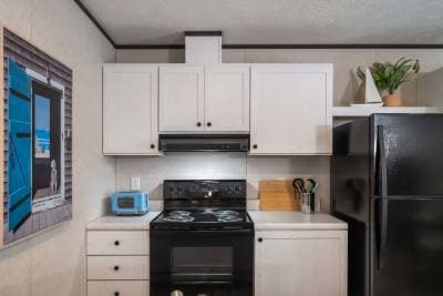 Spire community kitchen home features