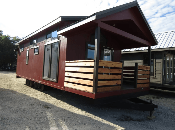 Sandpiper hero, elevation, and exterior home features