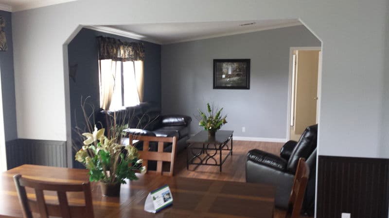 Wayne 2860 5 br interior home features