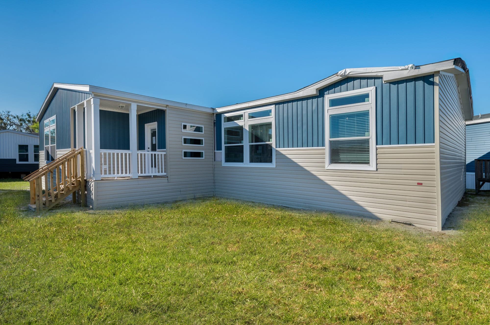 Townhomes lake city hero home features