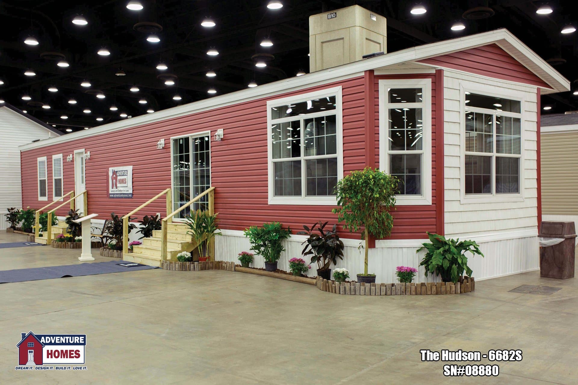 Hudson | 6682s hero, elevation, and exterior home features