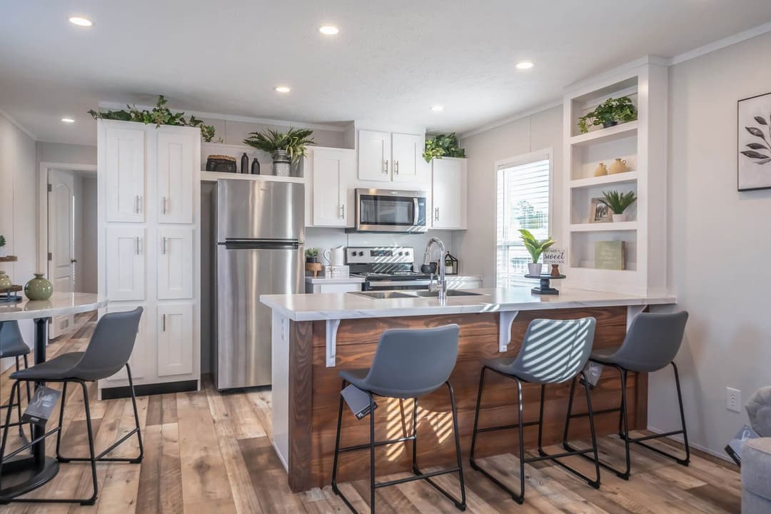 Hudson hero and kitchen home features