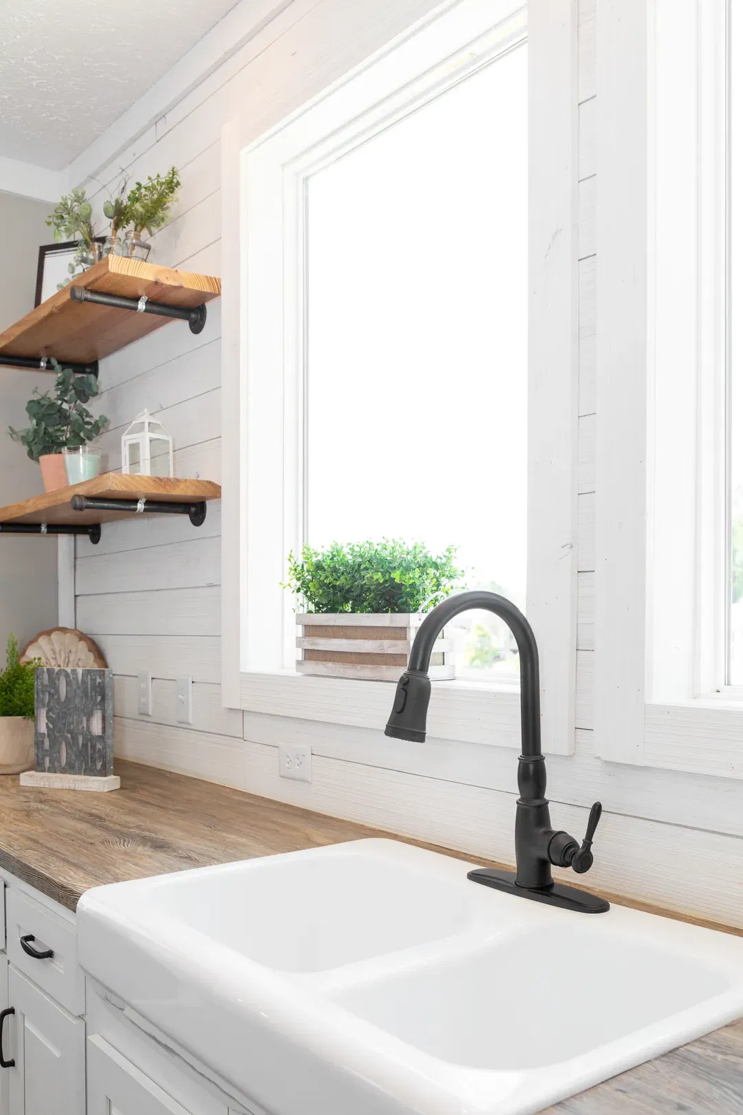 1434 carolina southern belle kitchen home features