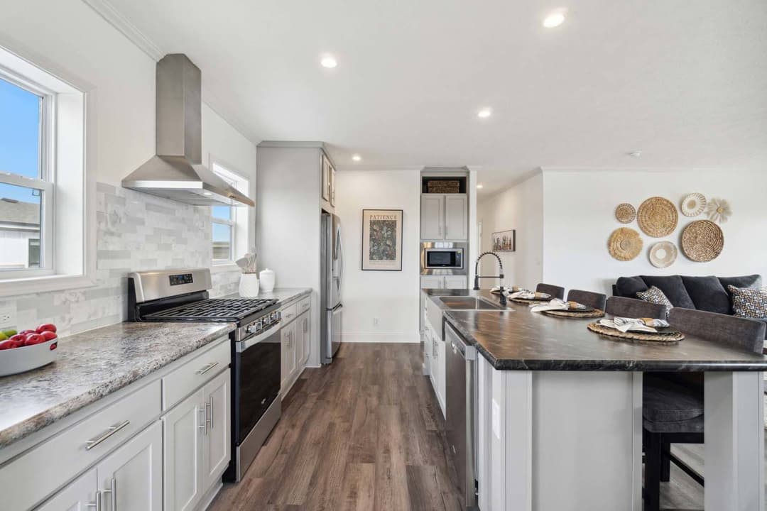 Orion-e kitchen home features