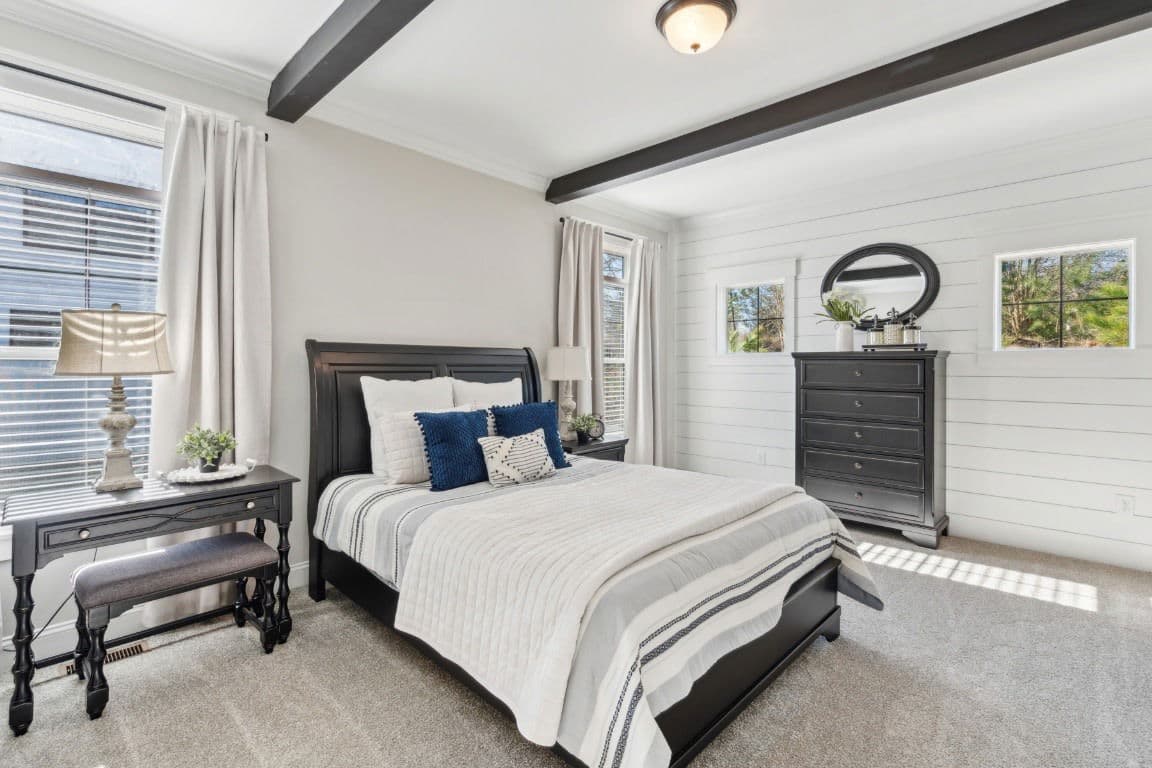 Whitfield cape bedroom home features