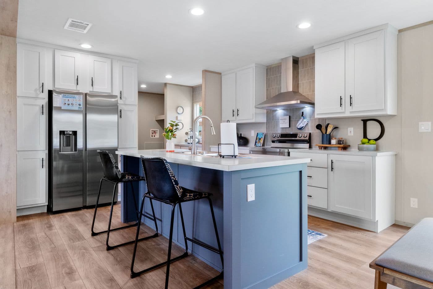 Fiji kitchen home features