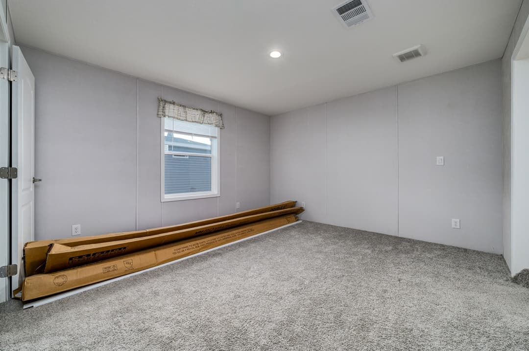 Marco 60 bedroom home features