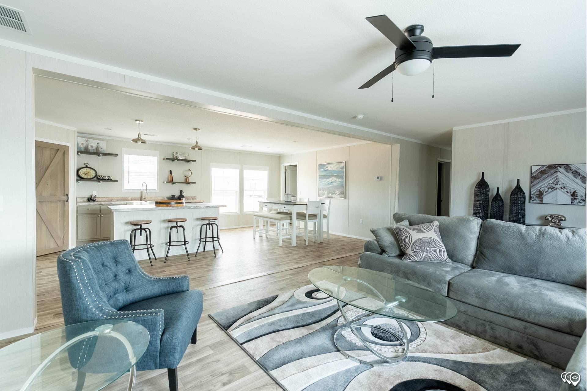 Arc3270-9002 interior home features