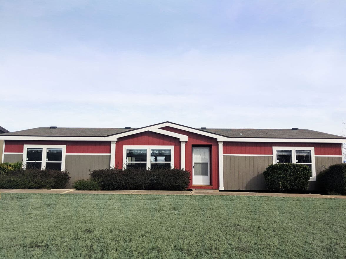 Arlington 30604a hero, elevation, and exterior home features