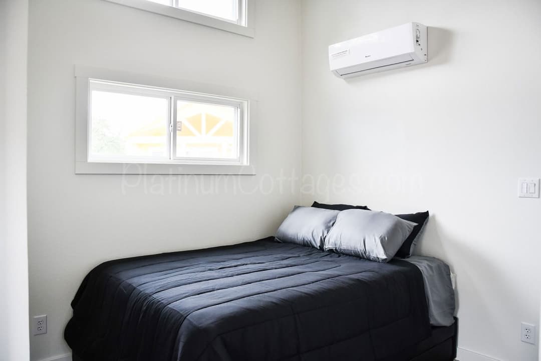 Cardinal bedroom home features