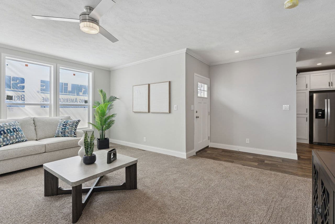 Grand canyon interior home features