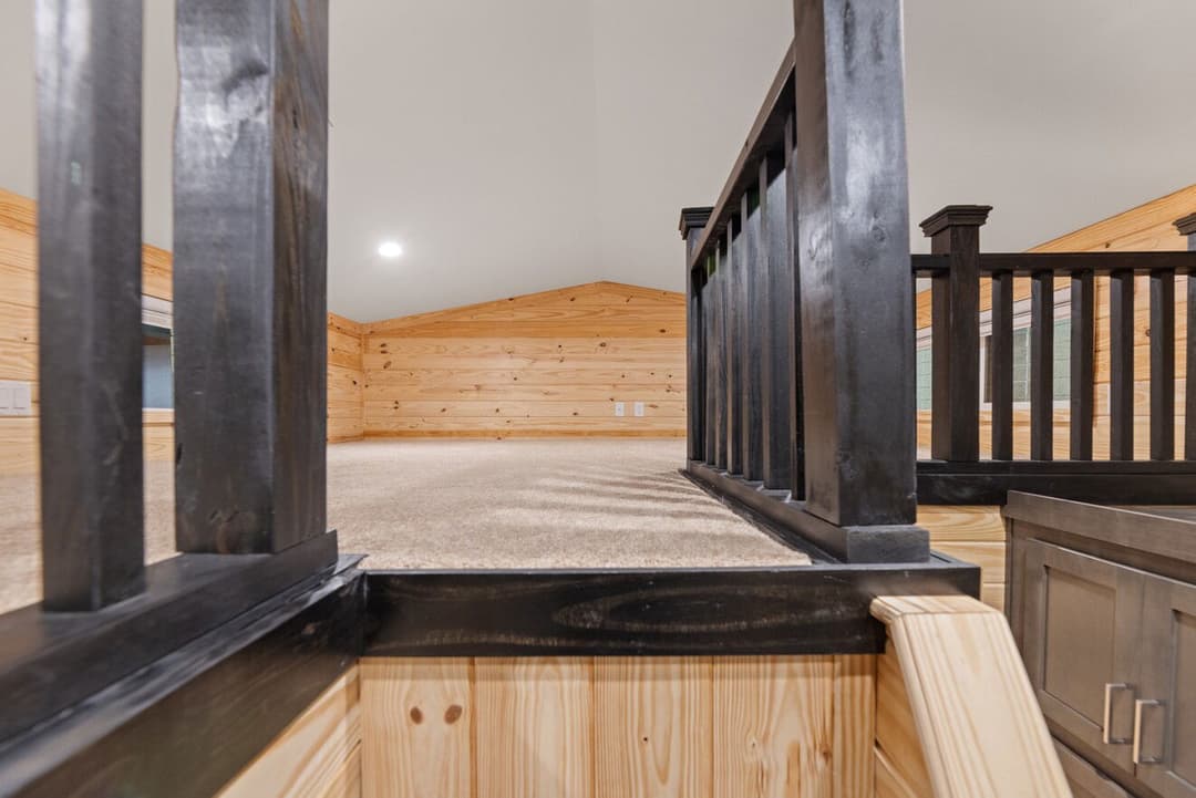 Eagle loft 13291p interior home features