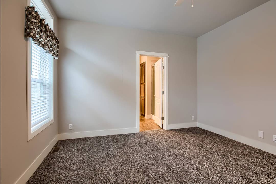 Pika scc643 bedroom home features