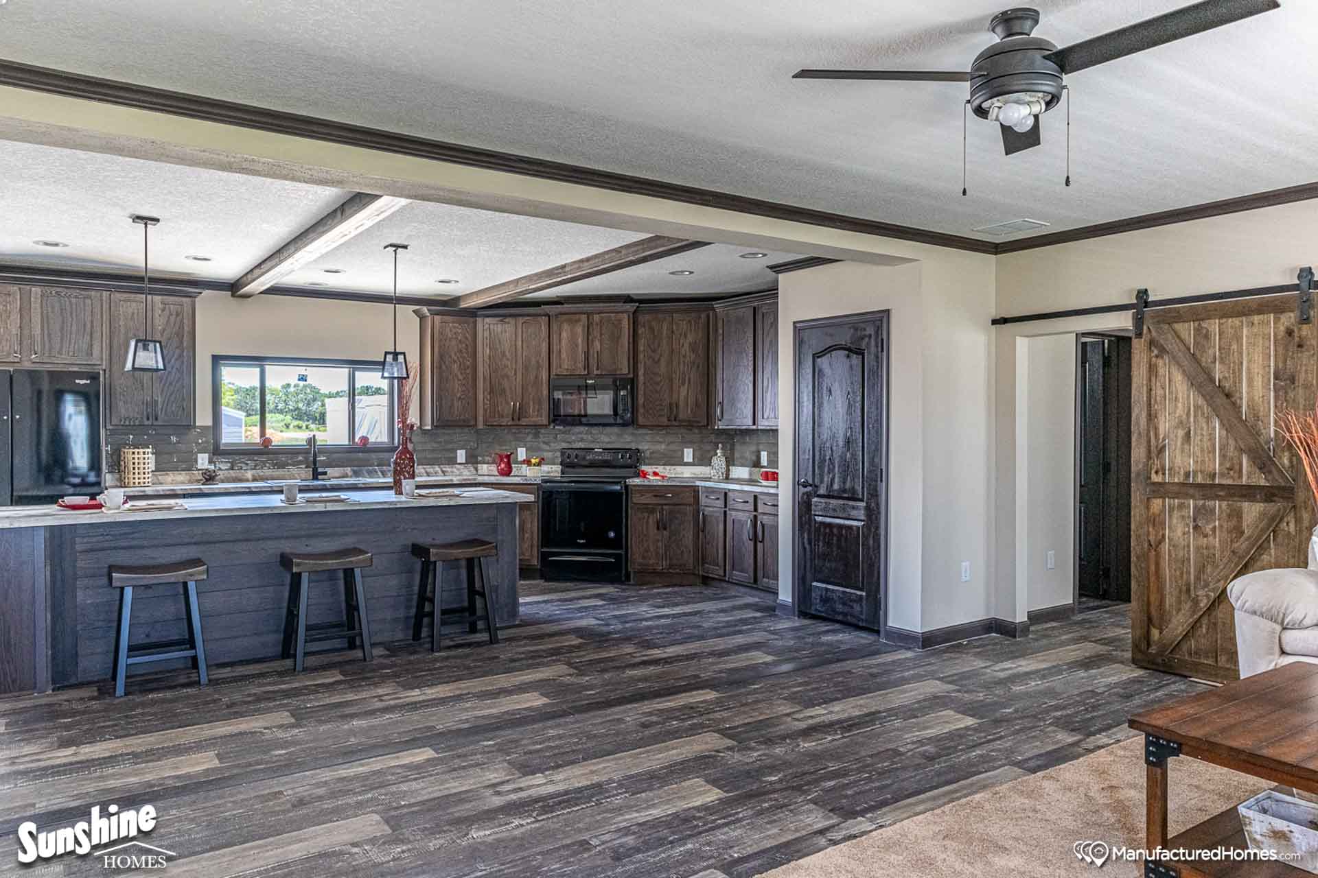 Pri3268-2004 interior home features