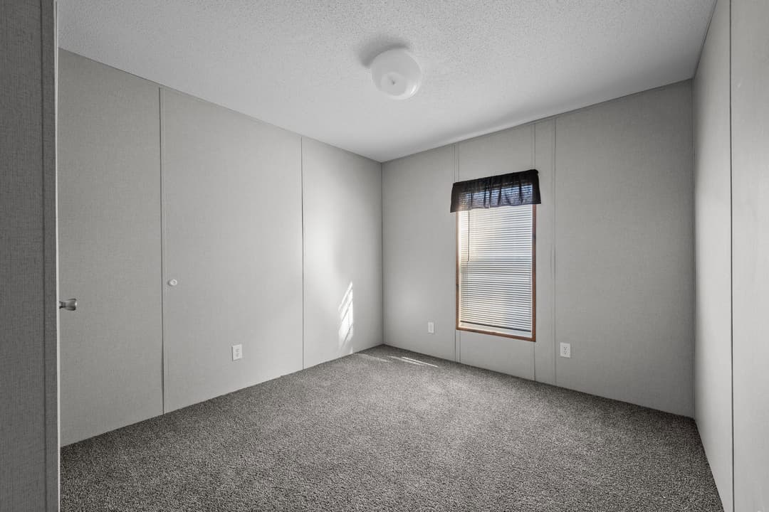 Gunner bedroom home features