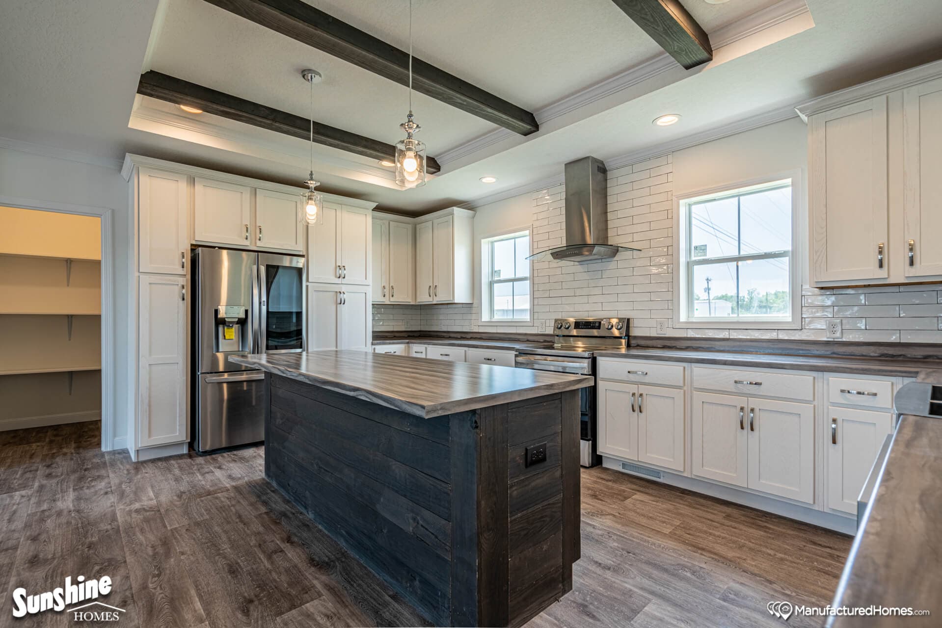 Pri3280-2049 kitchen home features