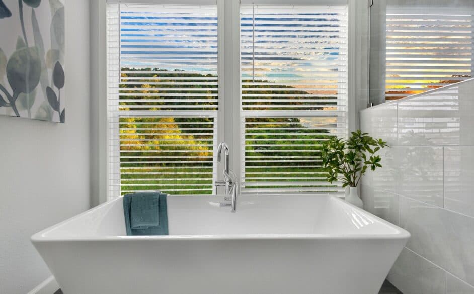 Haven 6368 bathroom home features