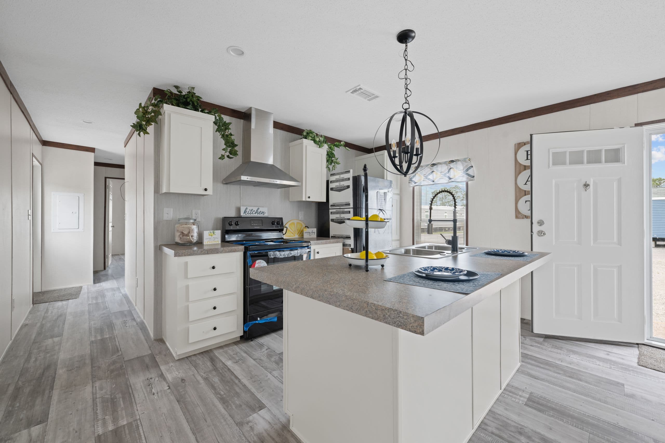 Troy kitchen and hero home features