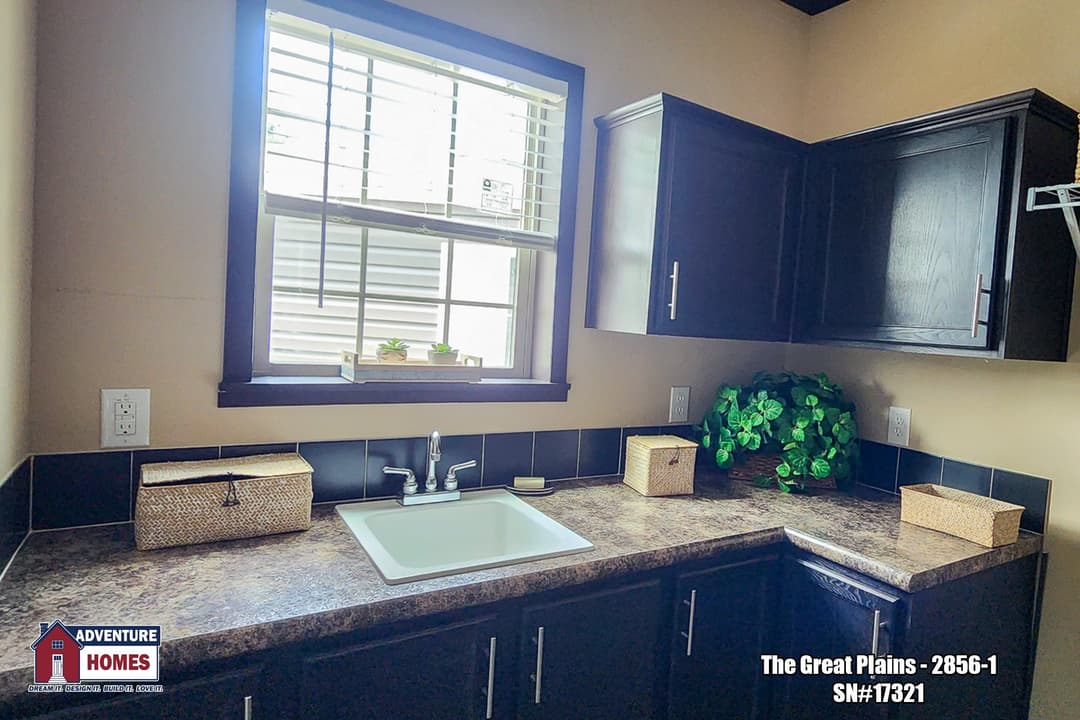 Great plains | 2856-1 bathroom home features