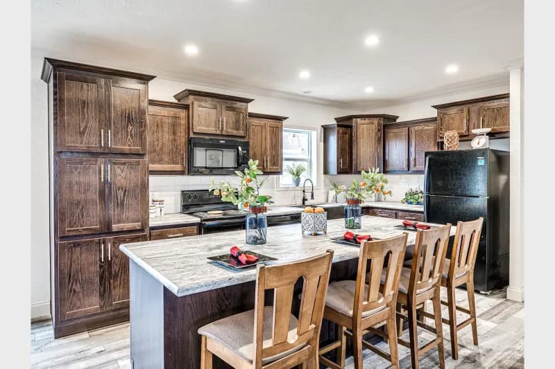 Skyliner 4765j kitchen home features