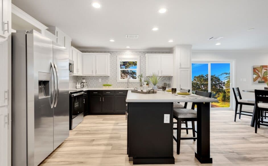 Hope r76e kitchen home features