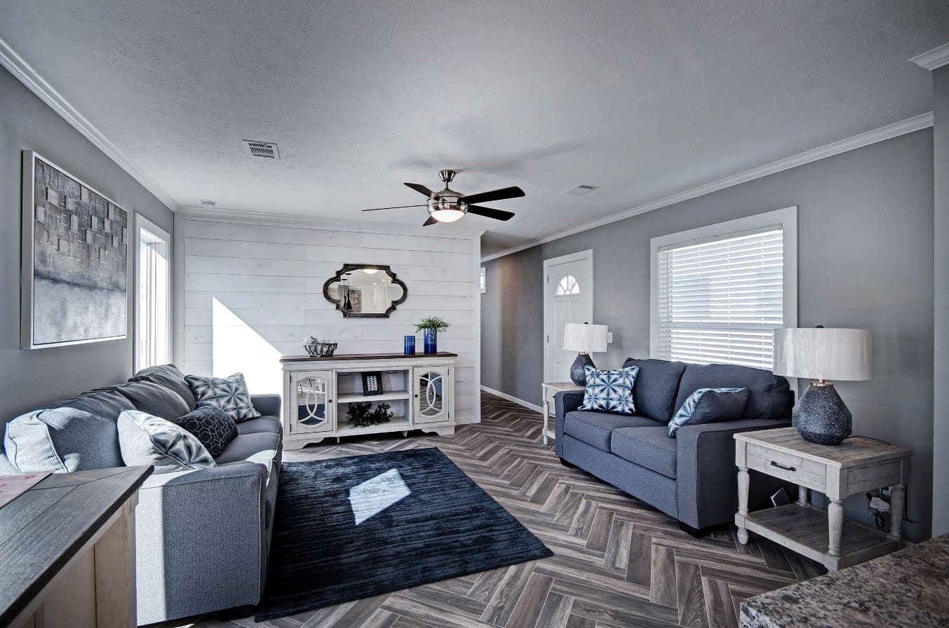 Ashbank interior home features