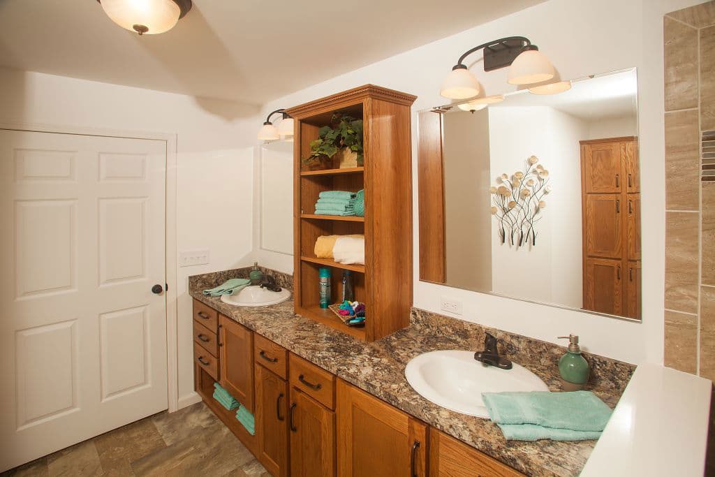 Magnifique ranch 2p2601-r bathroom home features